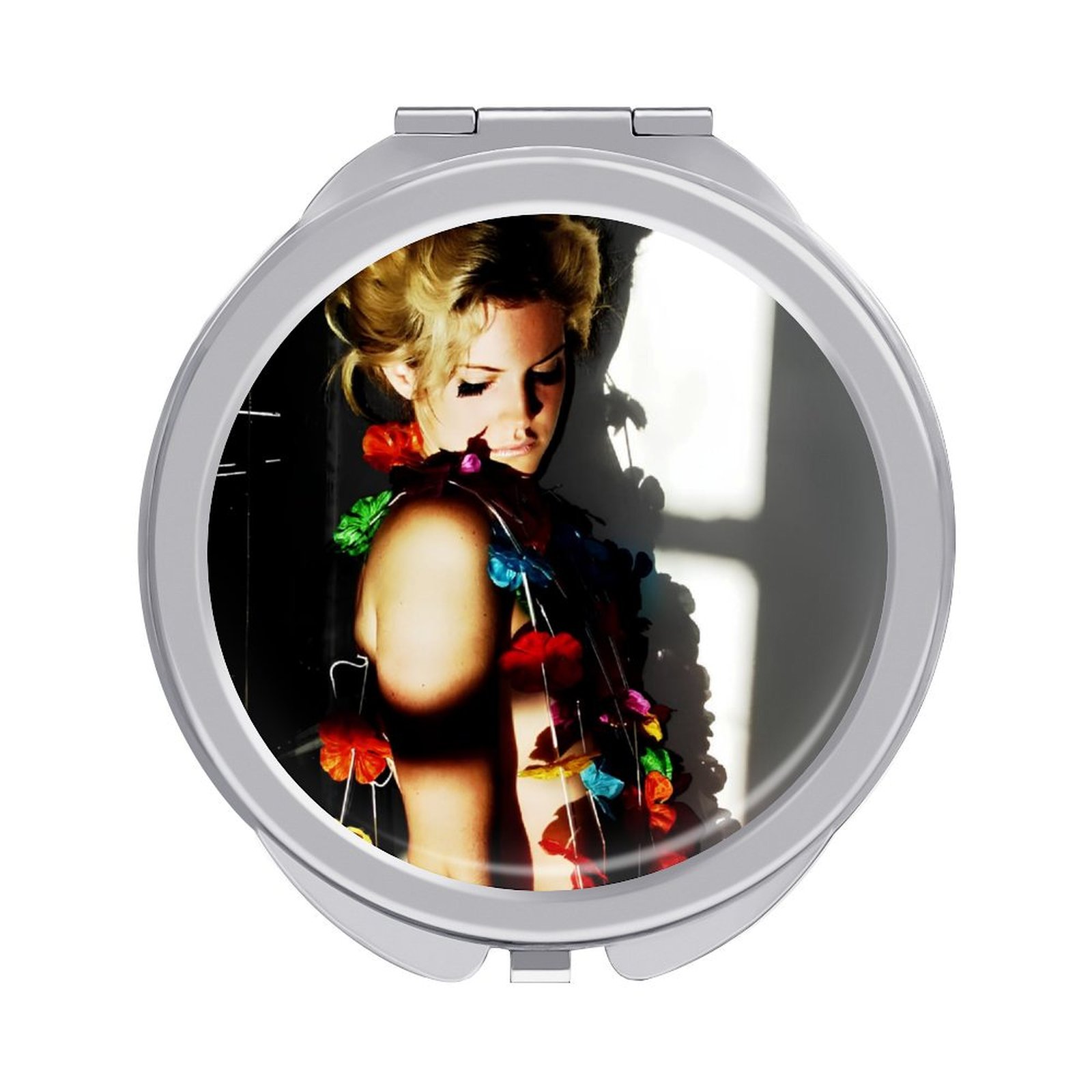 Portable travel makeup mirror