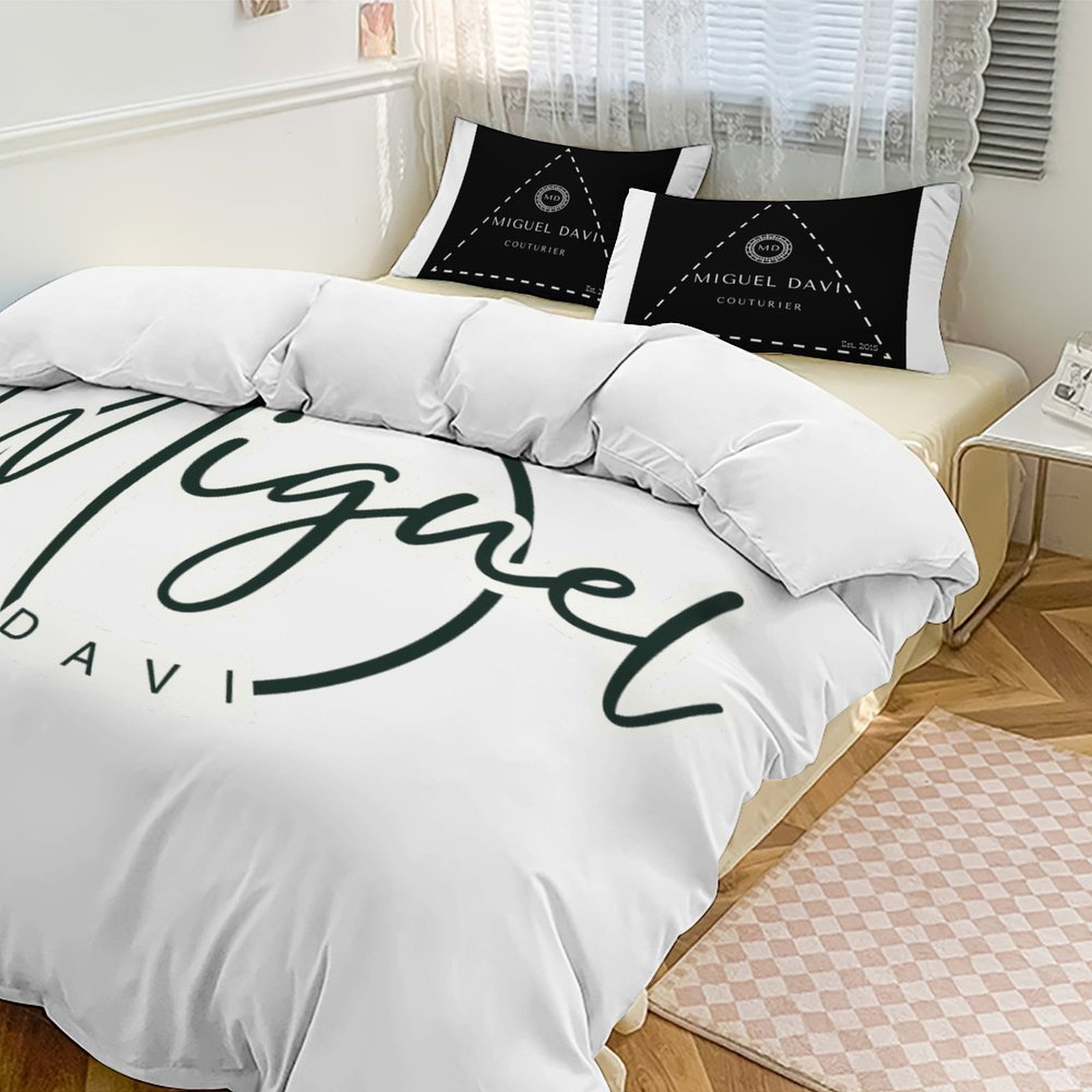 3-Piece Bedding Set (1 Duvet Cover + 2 Pillow Shams)