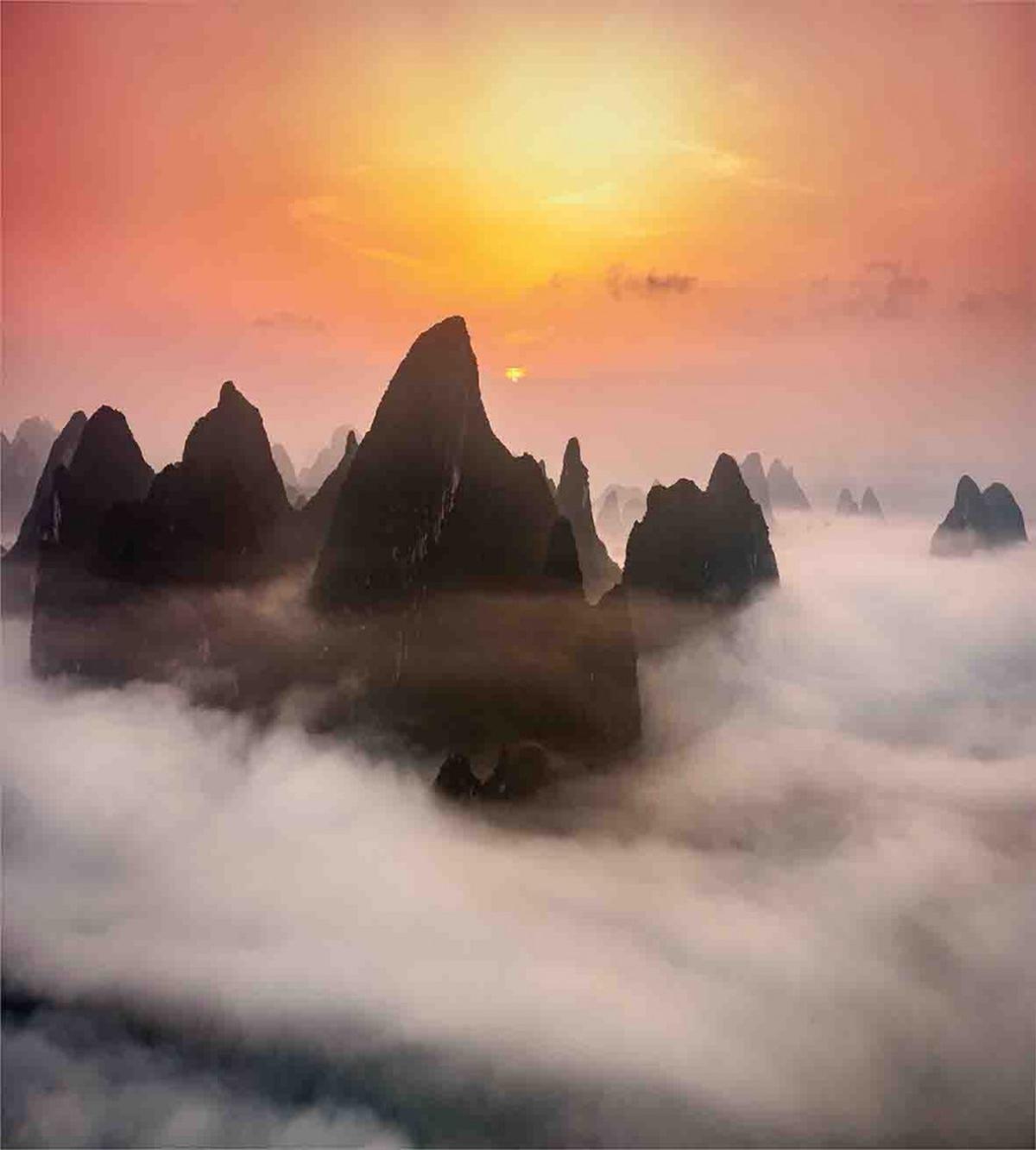 Mist Clouds Mountain — Pattern