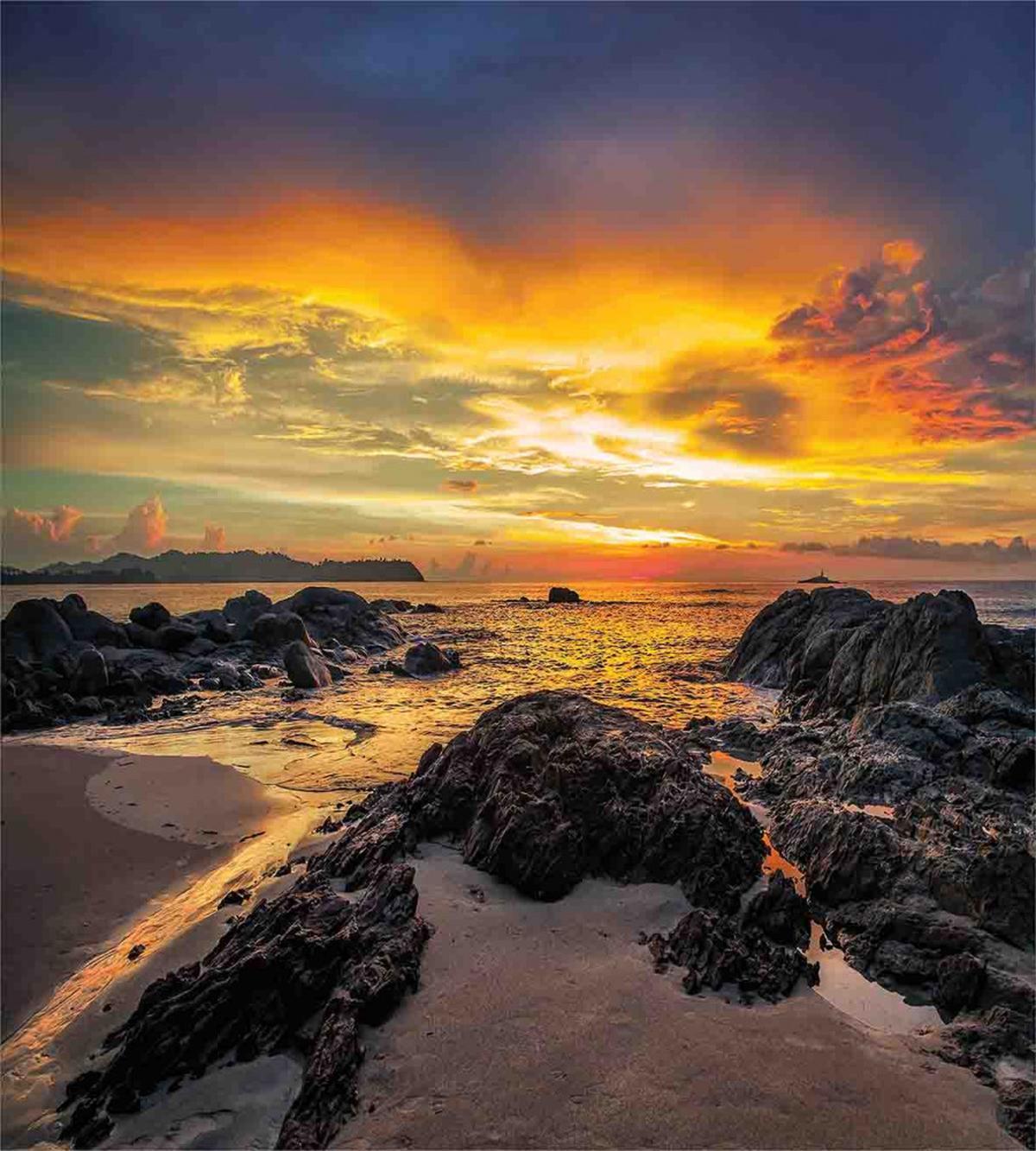 Majestic Sunrise Sky — Pattern