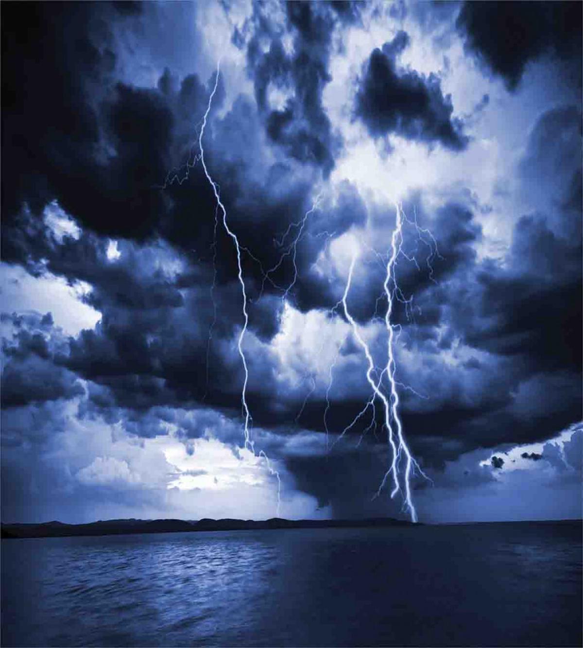 Rain Clouds Storm Rays — Pattern