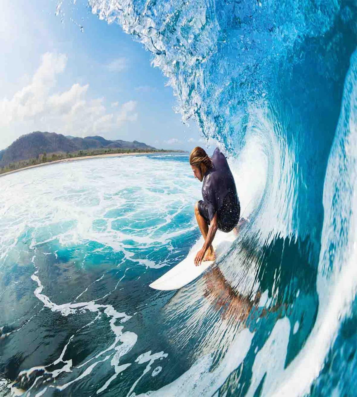 Coastal Surfing on Waves — Pattern