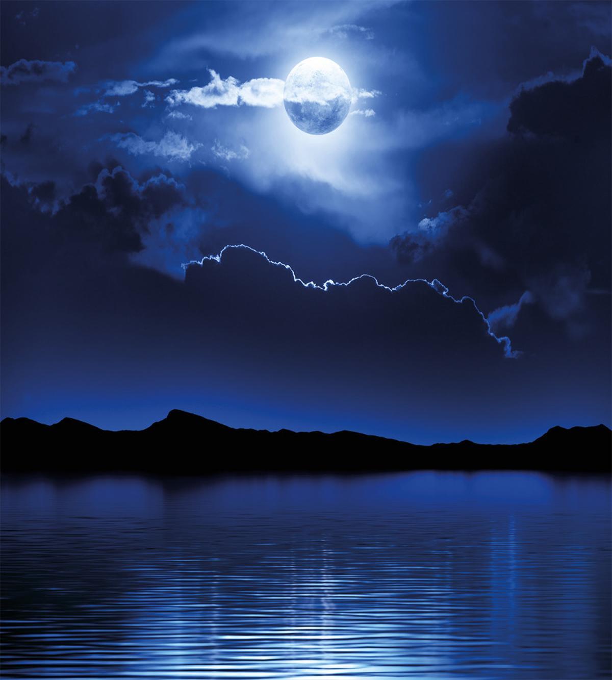 Fantasy Moon Calm Water — Pattern