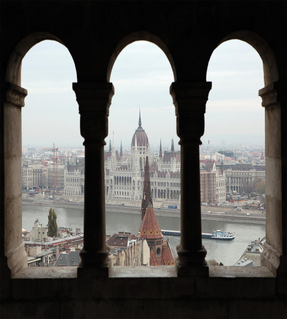 Hungarian Parliament — Pattern