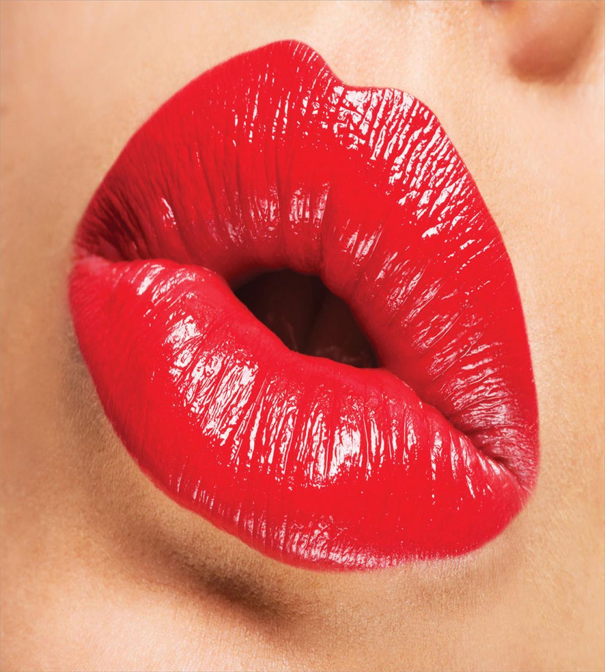 Juicy Lipstick Illustration — Pattern