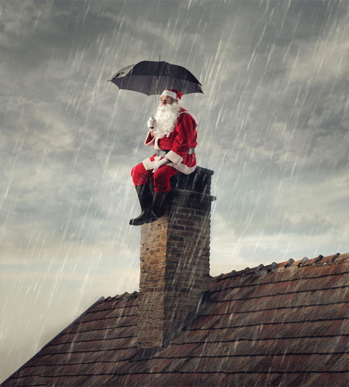 Santa on Chimney in Rain — Pattern