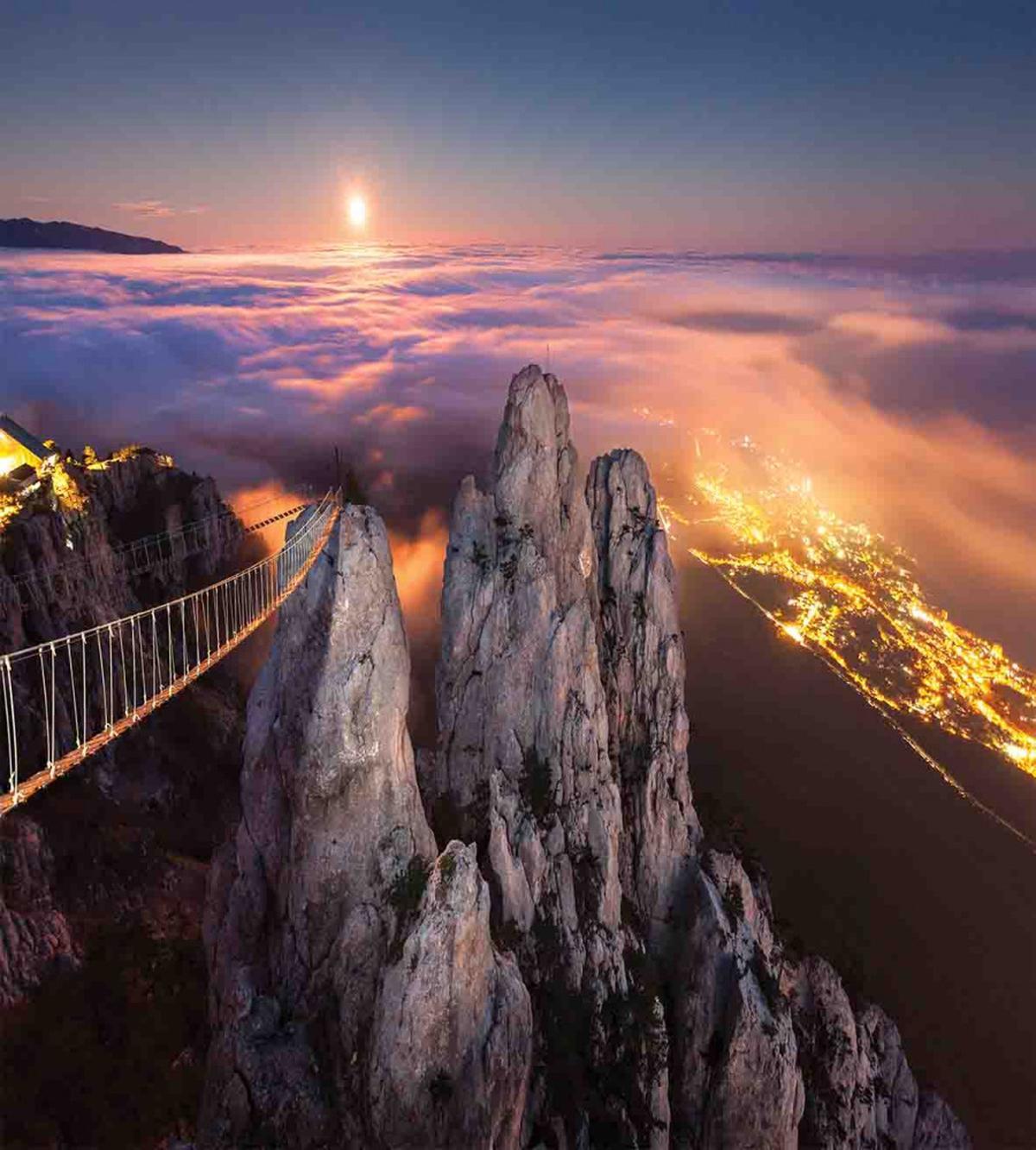 Full Moon Sunset Alps — Pattern