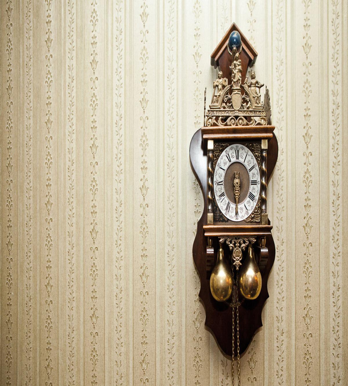 Wood Wall Carving Clock — Pattern