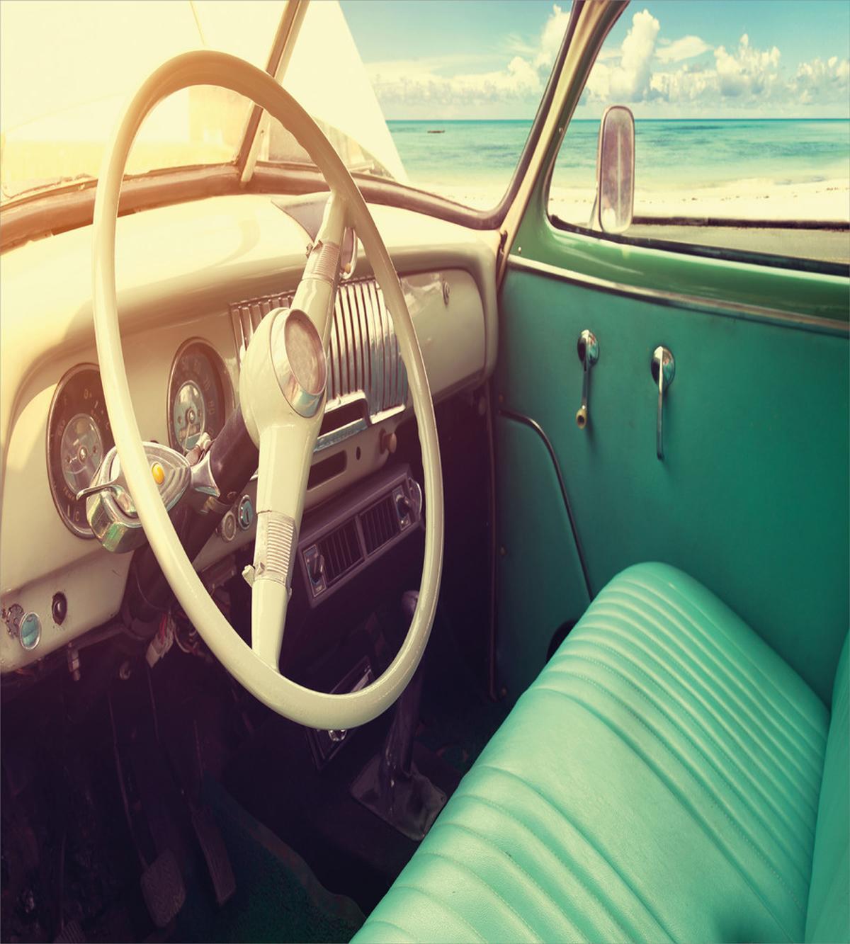 Vintage Car at the Seaside — Pattern