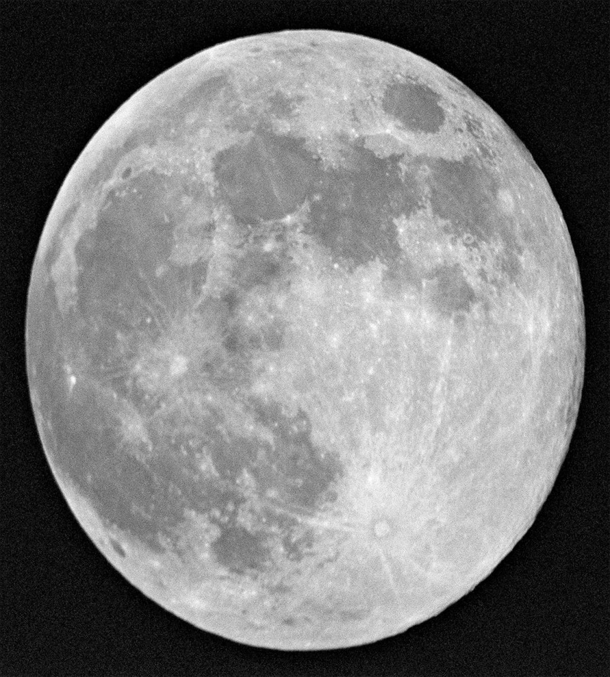 Monochrome Full Moon Art — Pattern