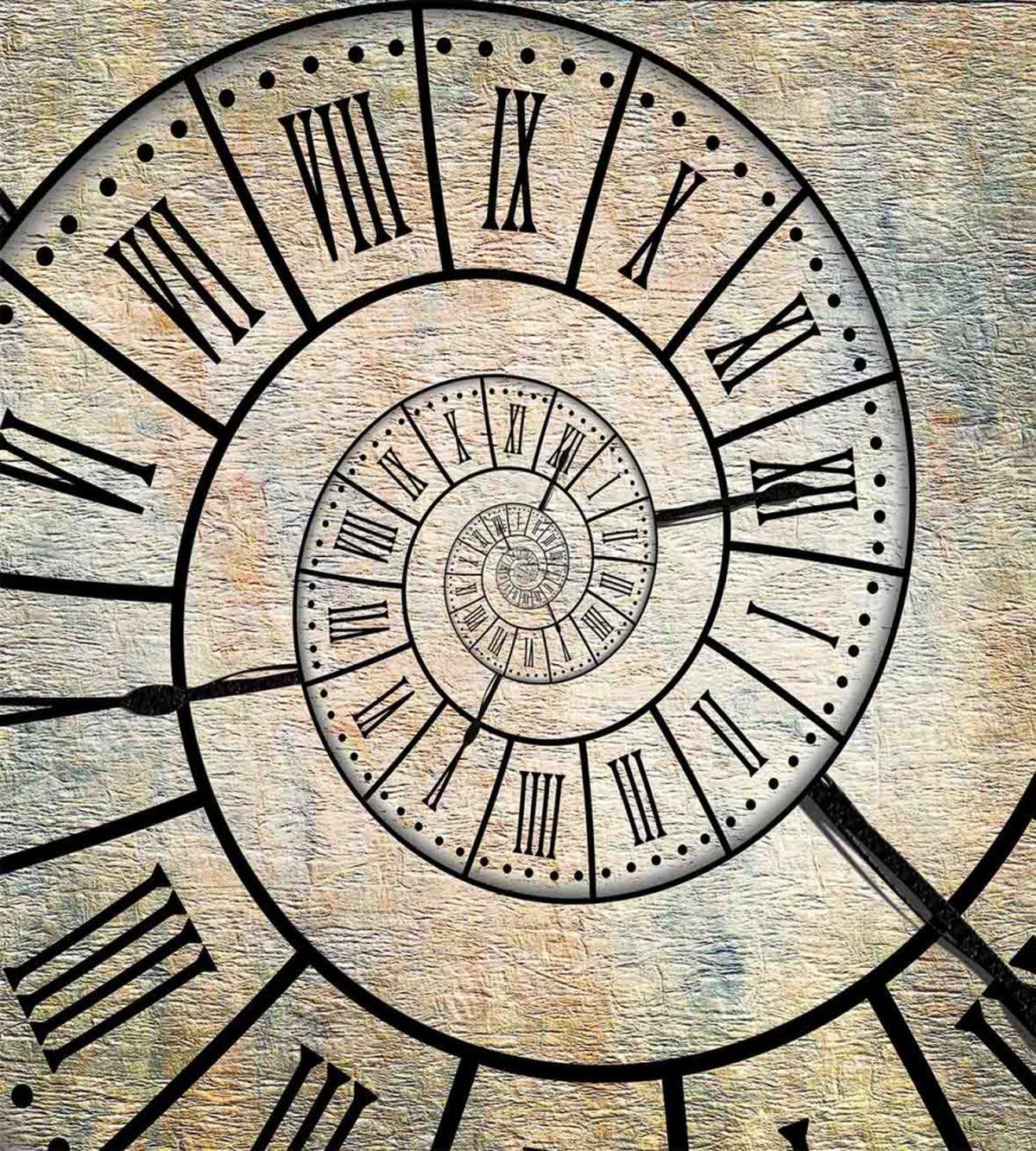 Roman Digit Time Spiral — Pattern