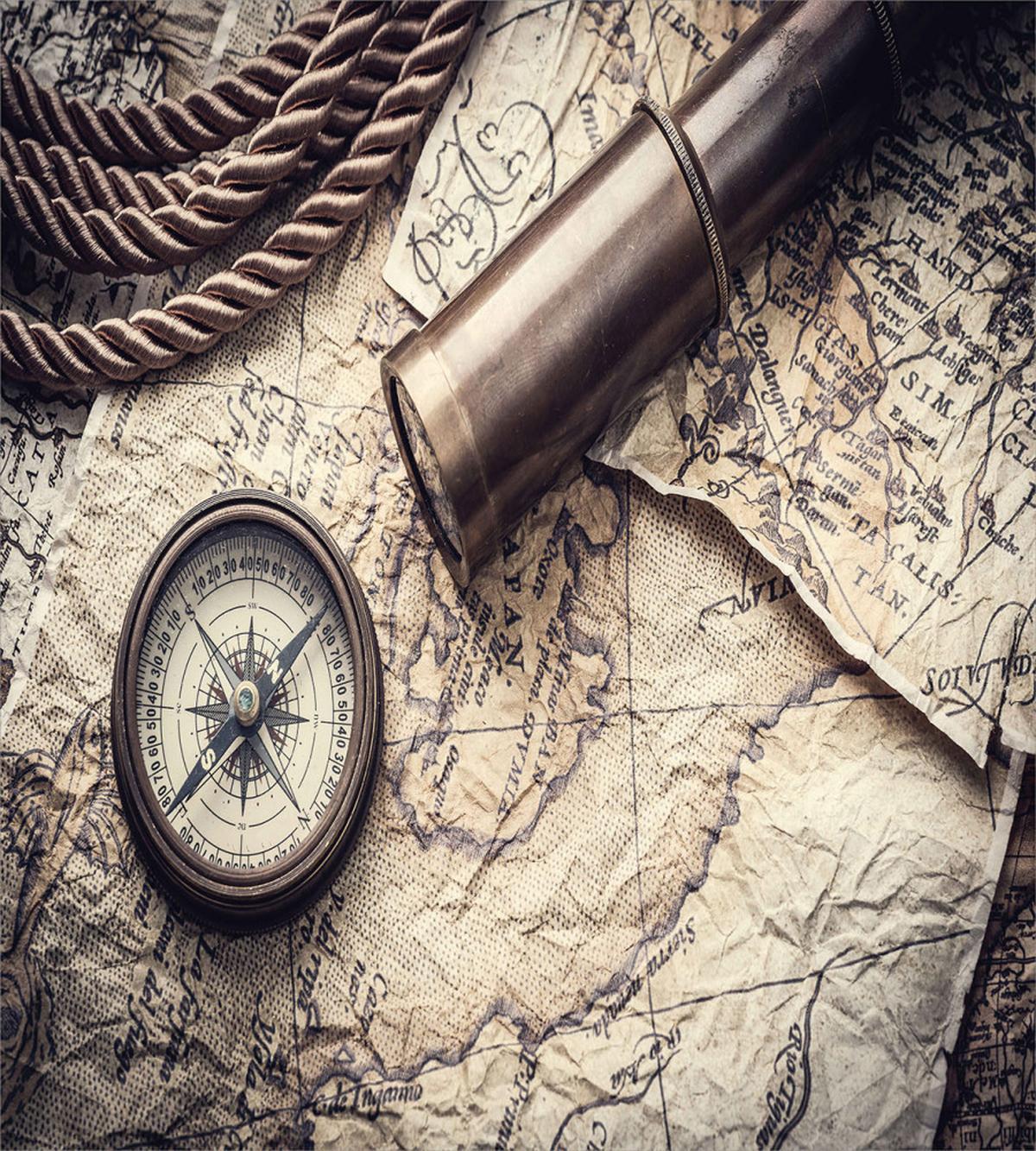 Nostalgic Maritime Tools — Pattern