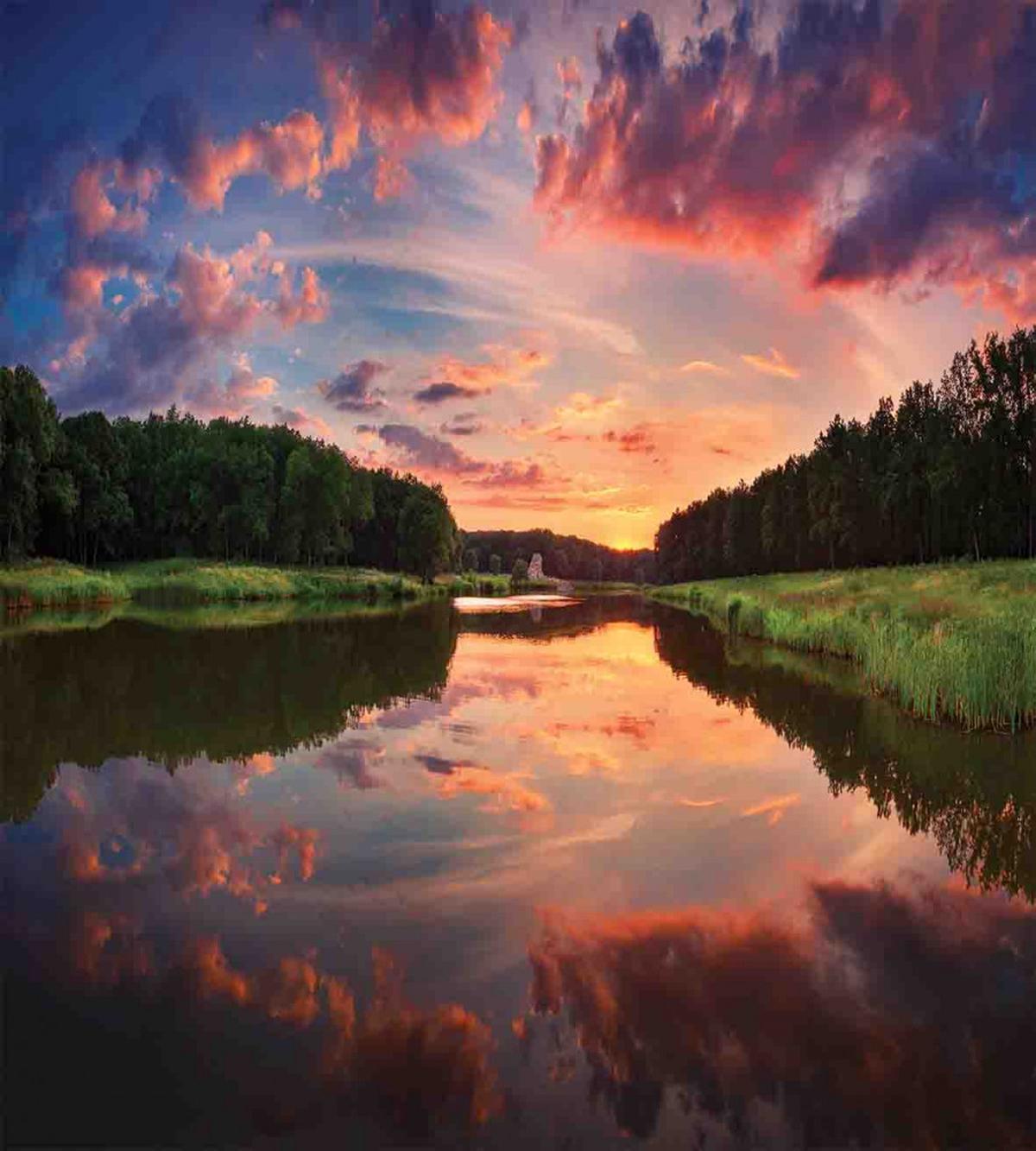 Ukraine Scenic Panorama — Pattern