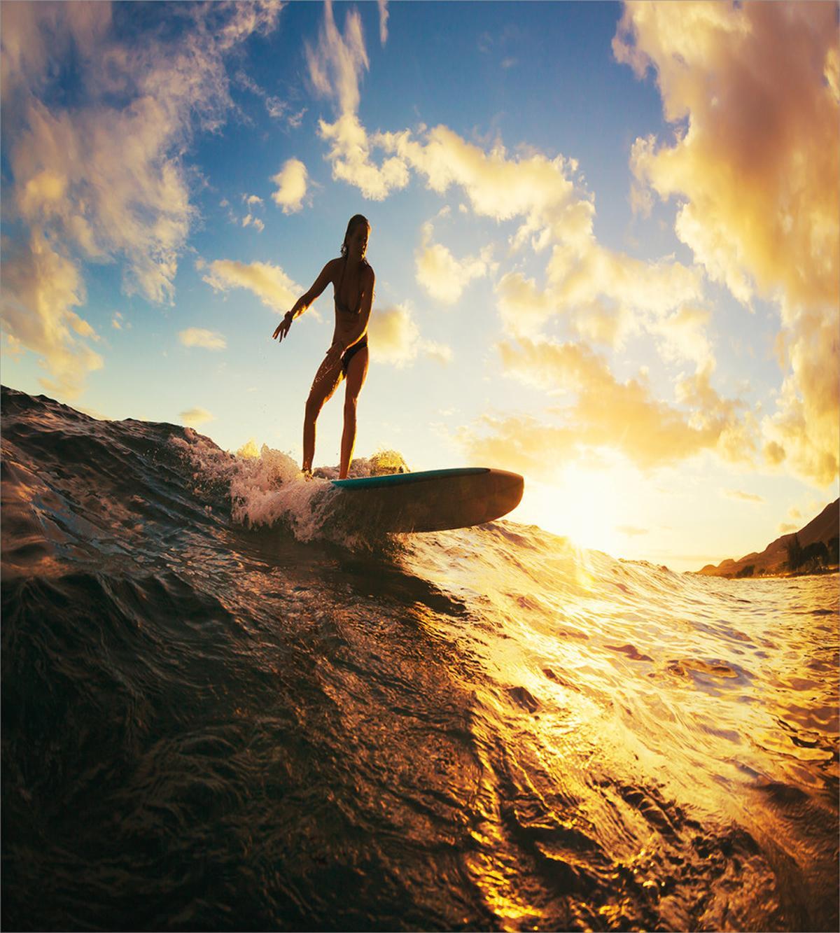 Sunset Surf Woman — Pattern
