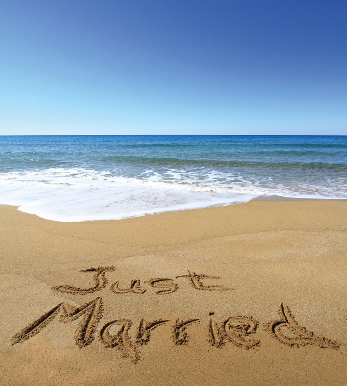 Just Married on Sand — Pattern