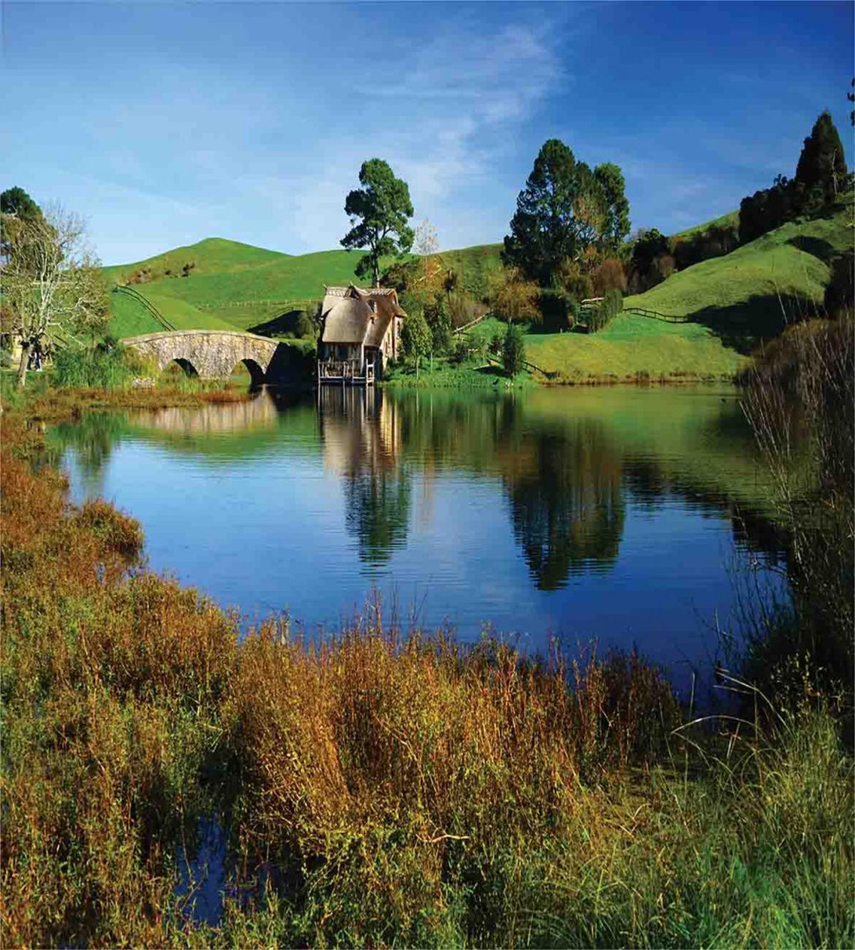 Hobbit Land Village House — Pattern