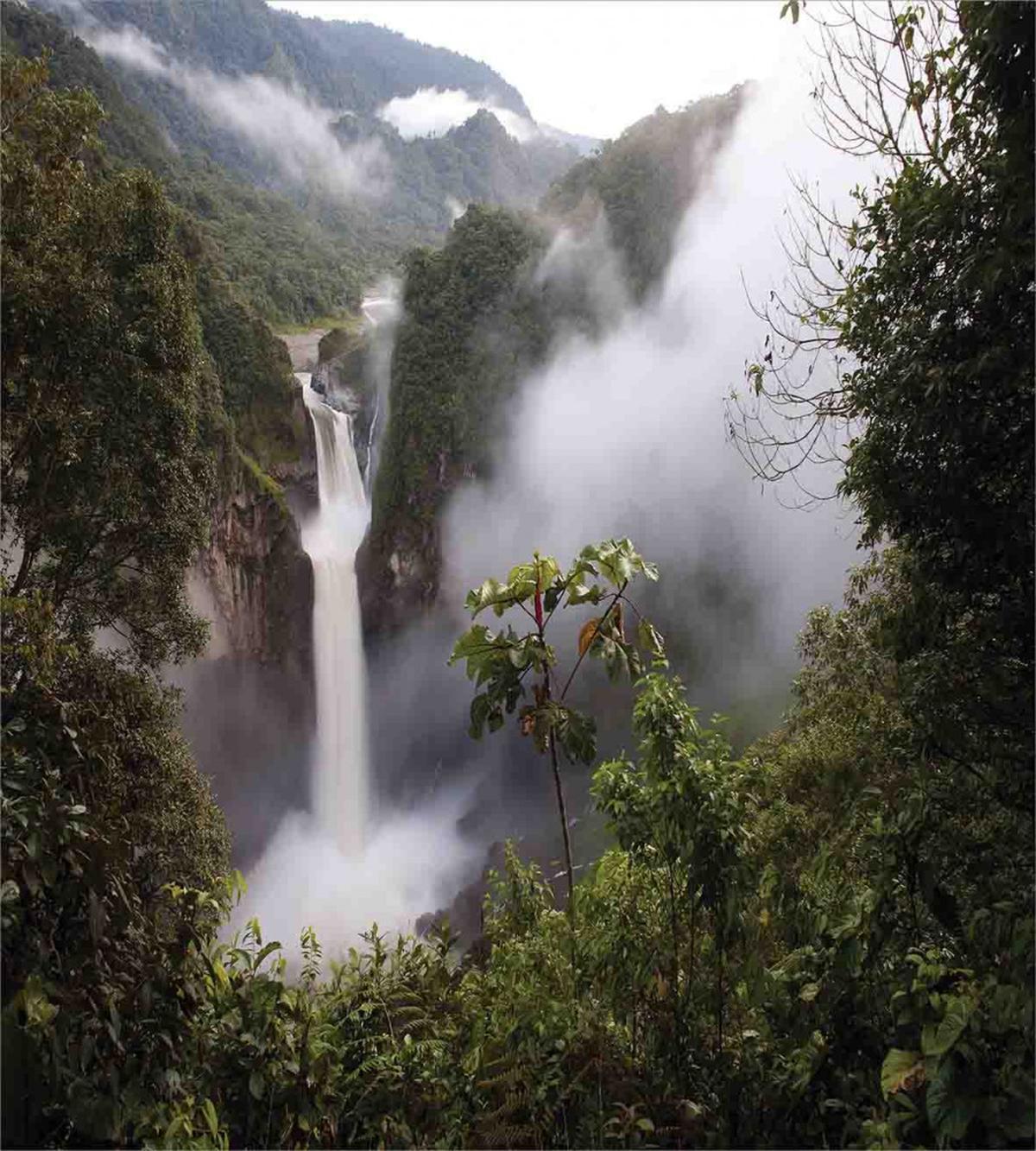 San Rafael Waterfalls — Pattern