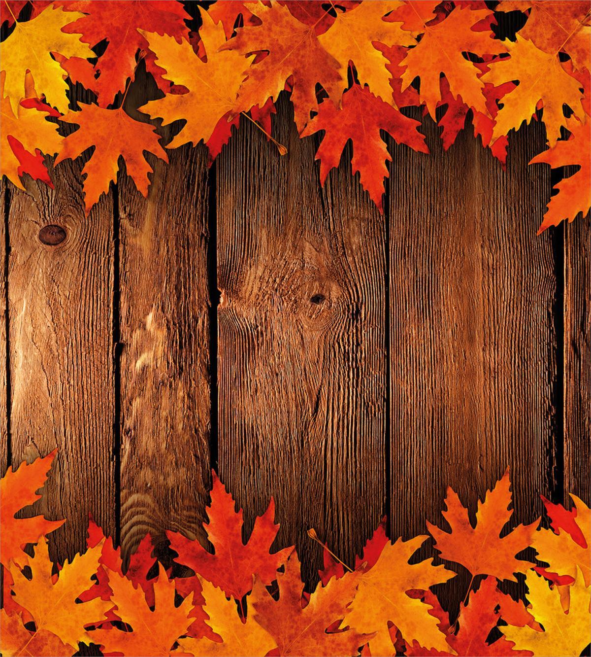 Leaves on the Wooden Board — Pattern