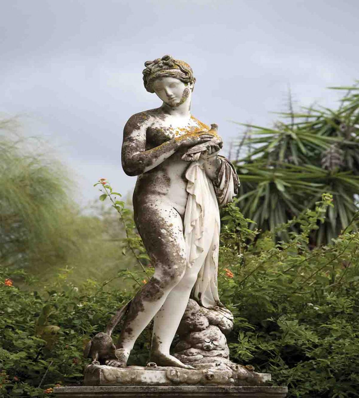 Achilion Palace Corfu — Pattern