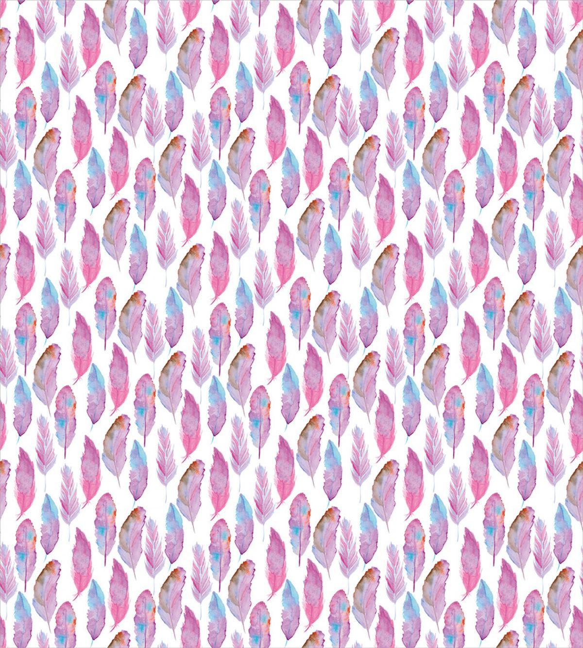 Realistic Bird Feathers — Pattern