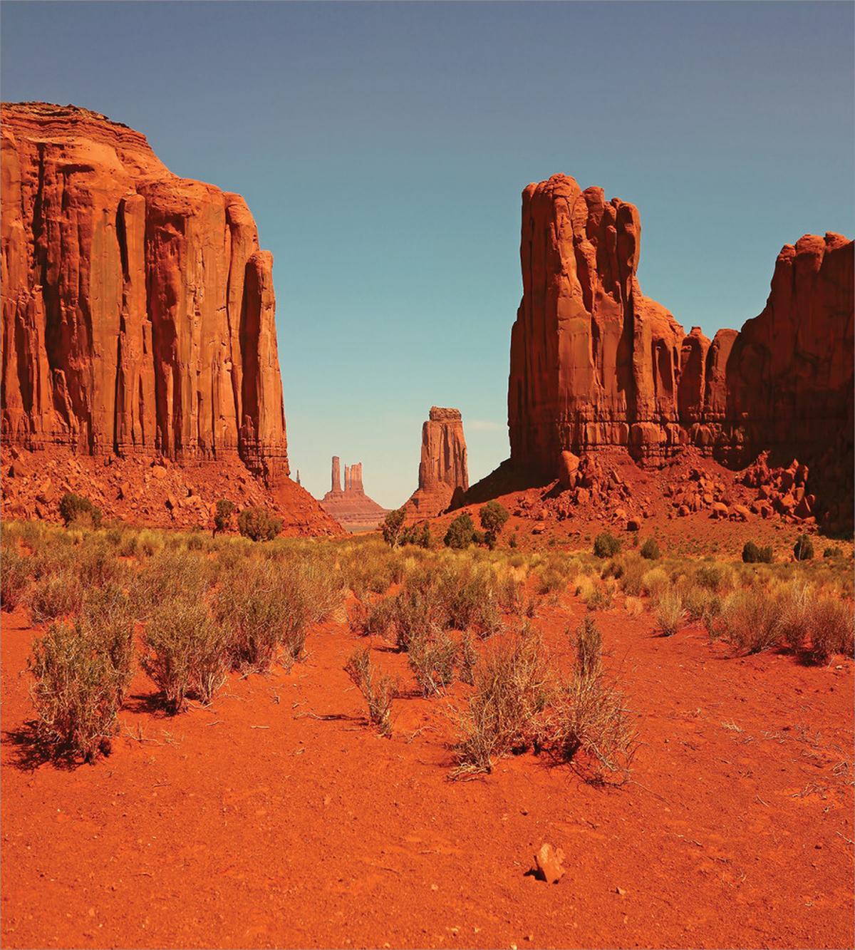 Hot Day Monument Valley — Pattern