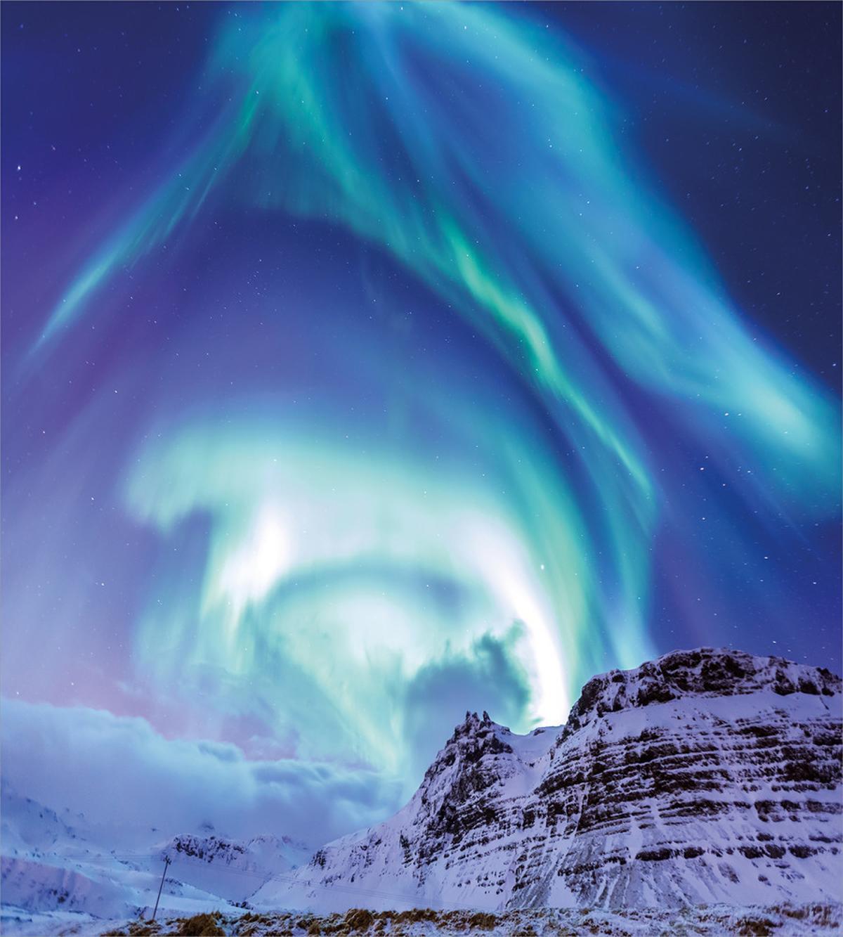 Aurora Borealis Iceland — Pattern