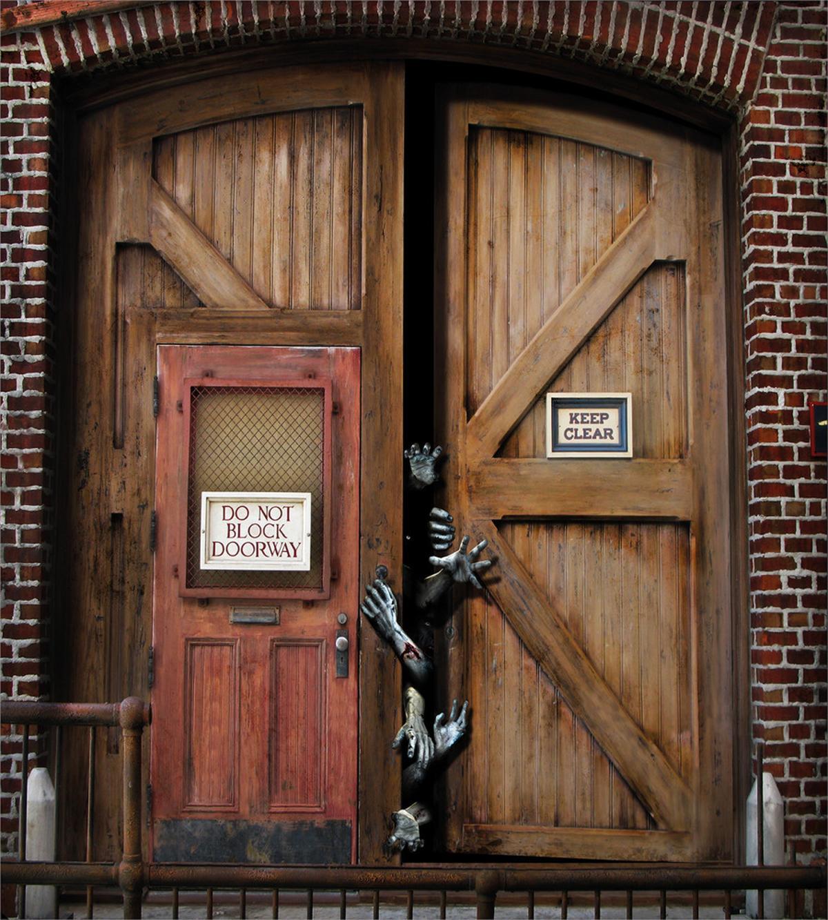 Monster Wood Door — Pattern
