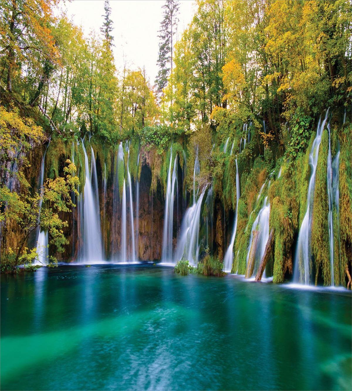 Many Small Waterfalls Photo — Pattern