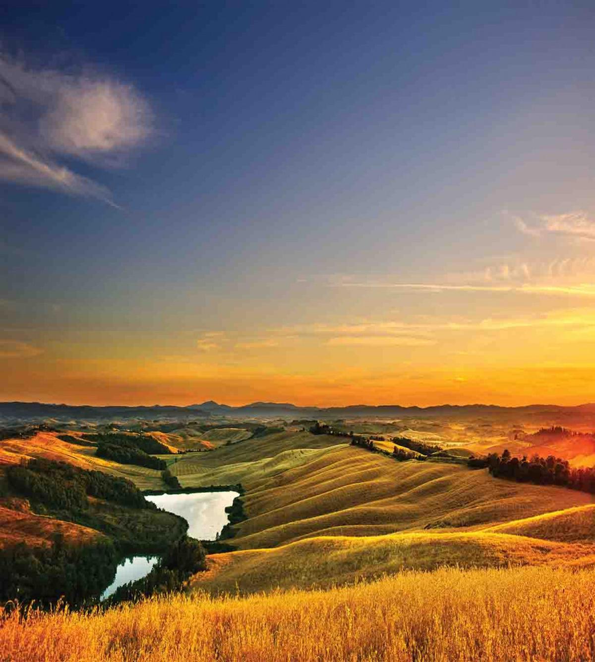 Mediterranean Valley — Pattern