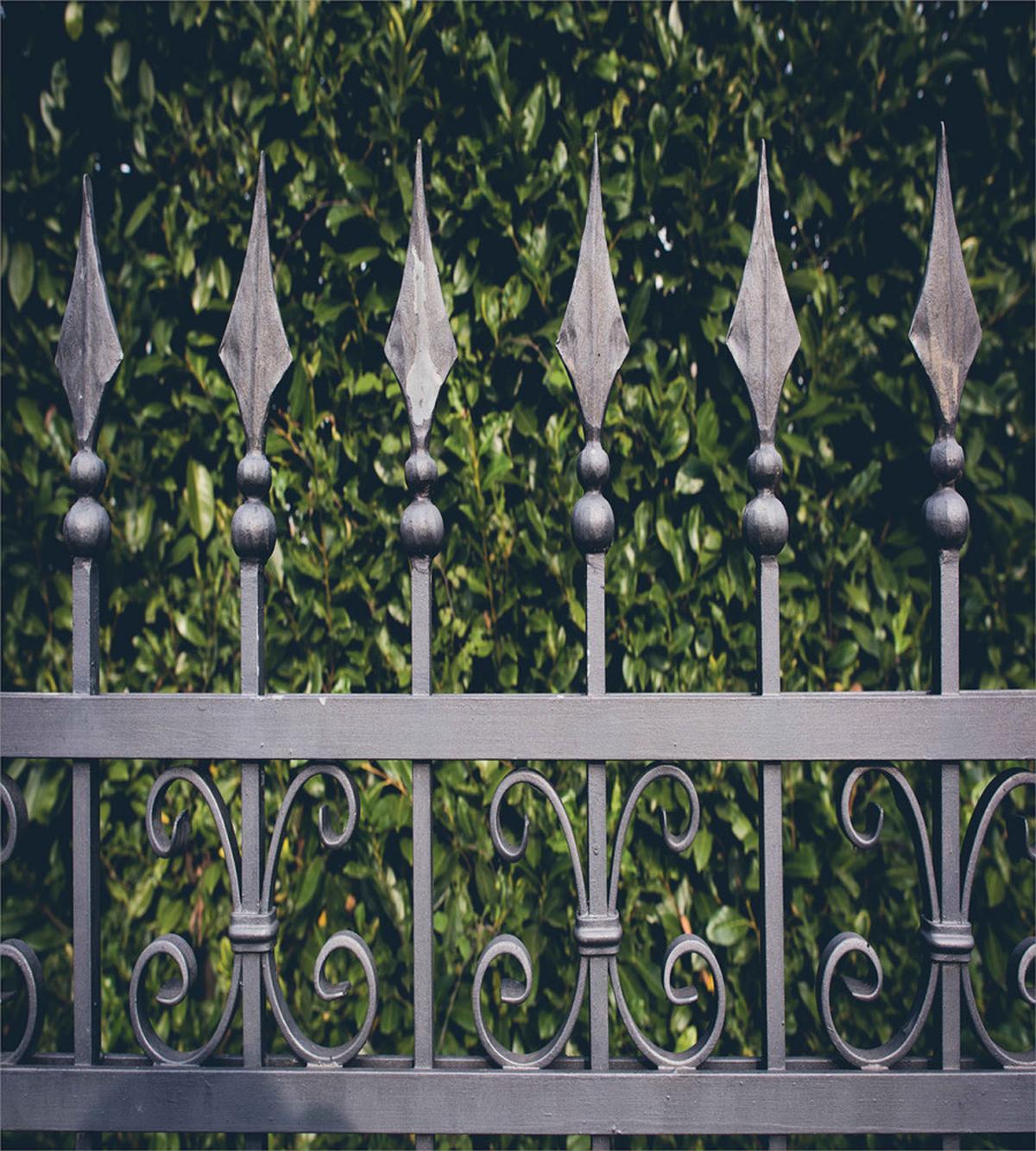 Outdoor Garden Fence Photo — Pattern