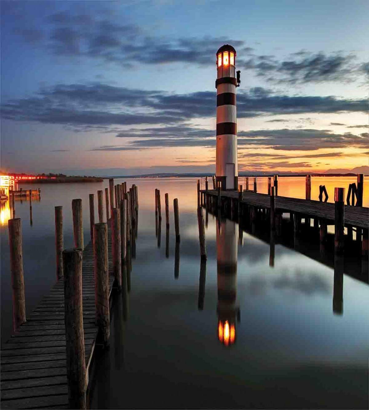 Lighthouse Calm Dusk — Pattern