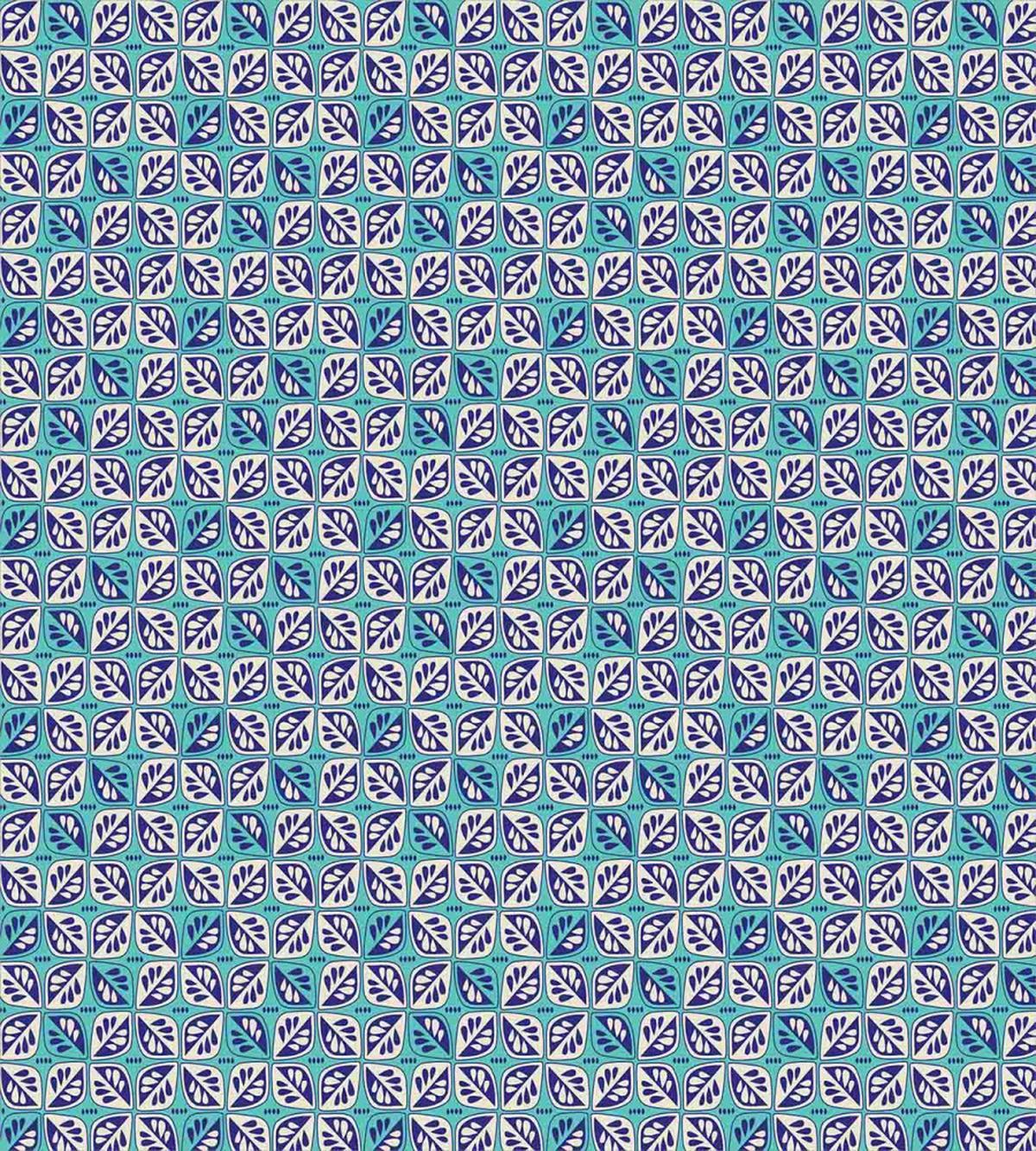 Geometric Contrast Leaf — Pattern