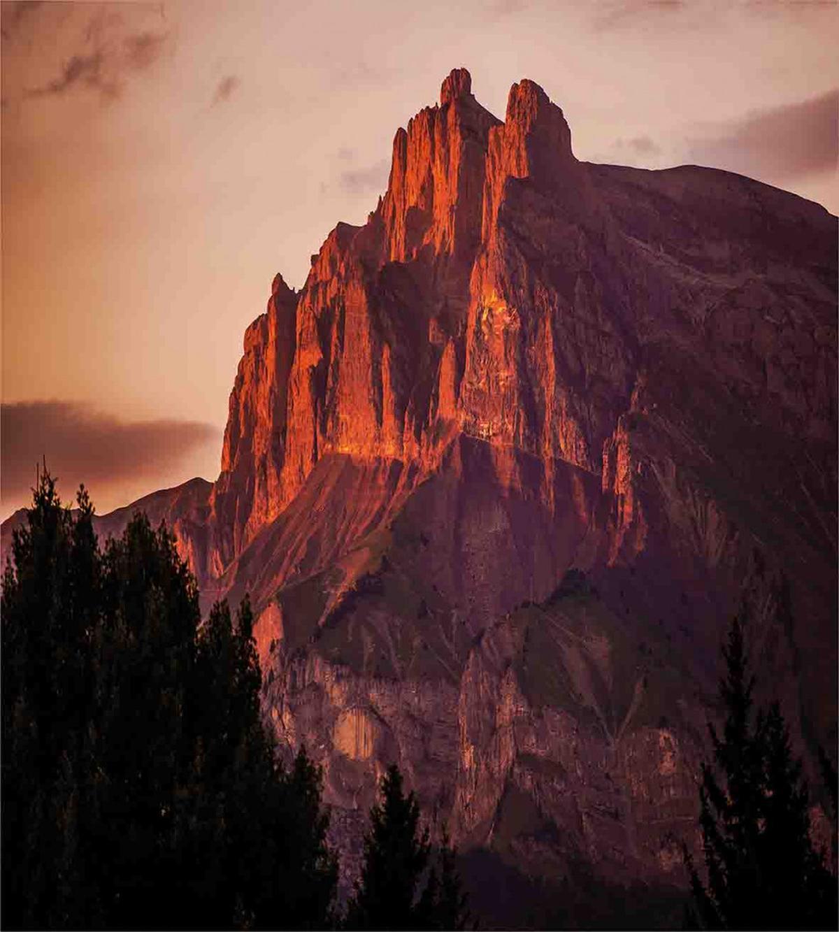 French Alps Peak Sunset — Pattern