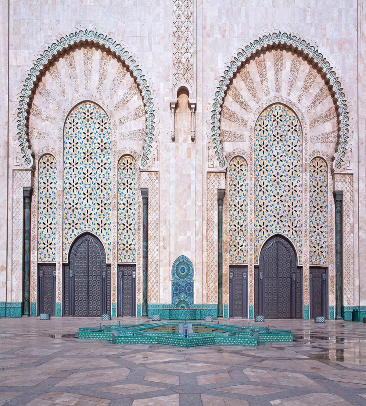 Historic Building Gate — Pattern