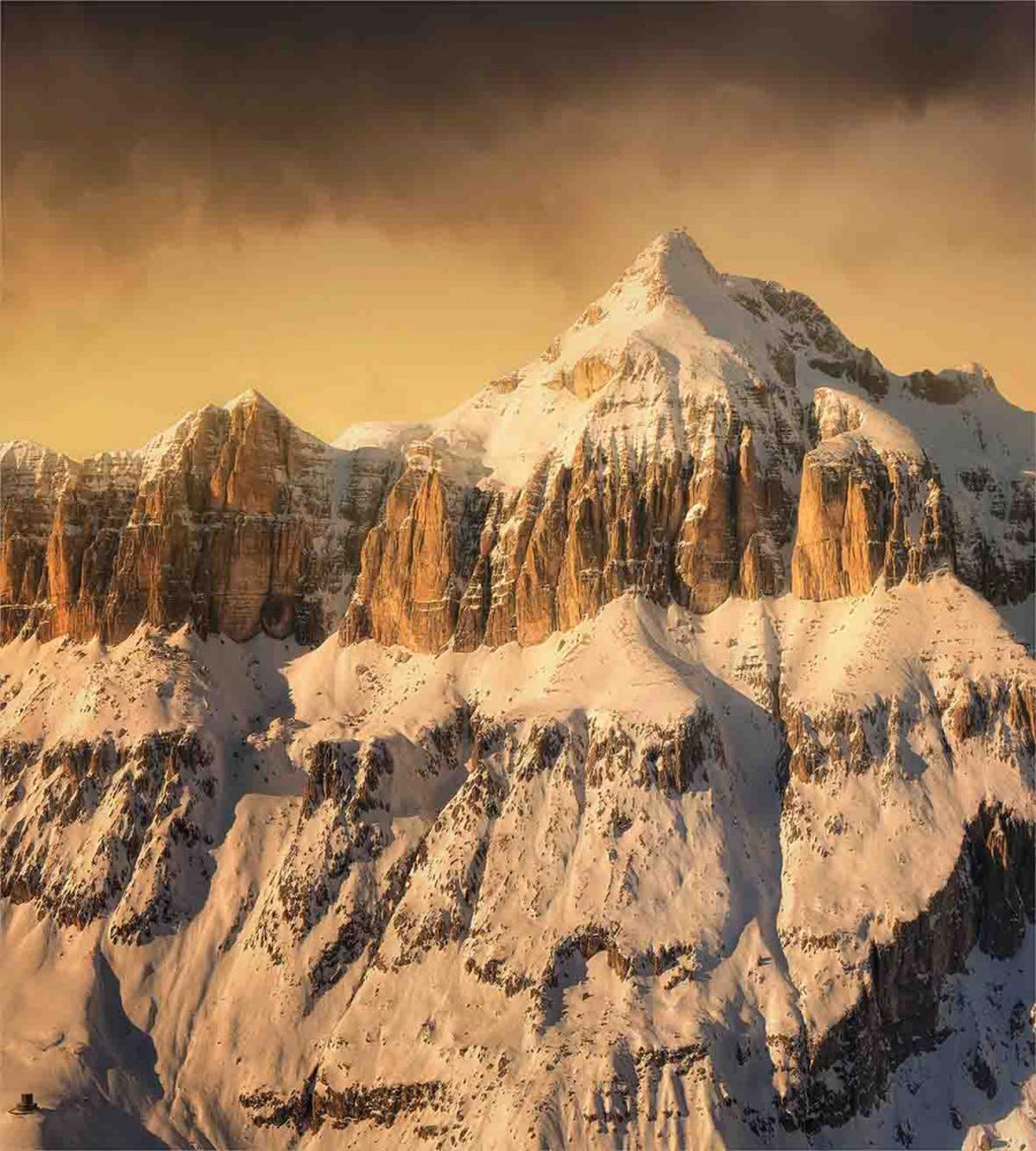 Overcast Sky Mountain — Pattern