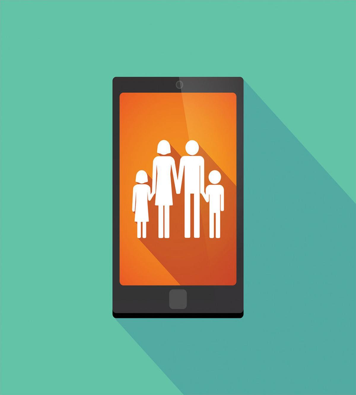 Cartoon Family Silhouette — Pattern
