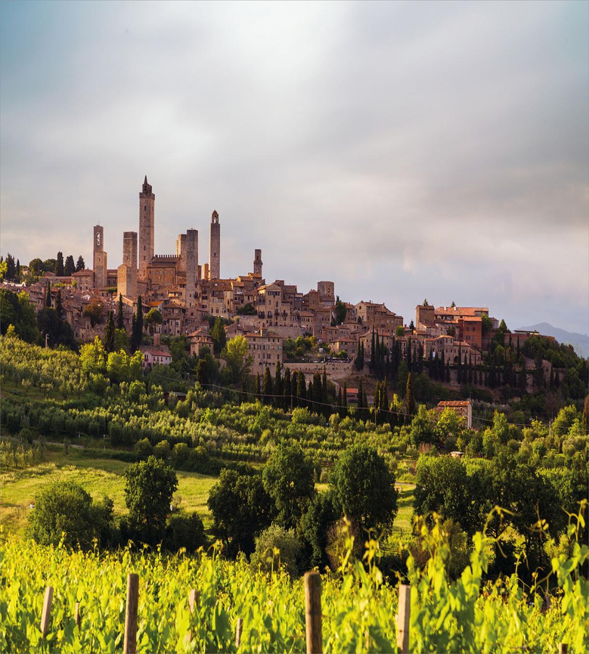 Medieval City in Italy — Pattern