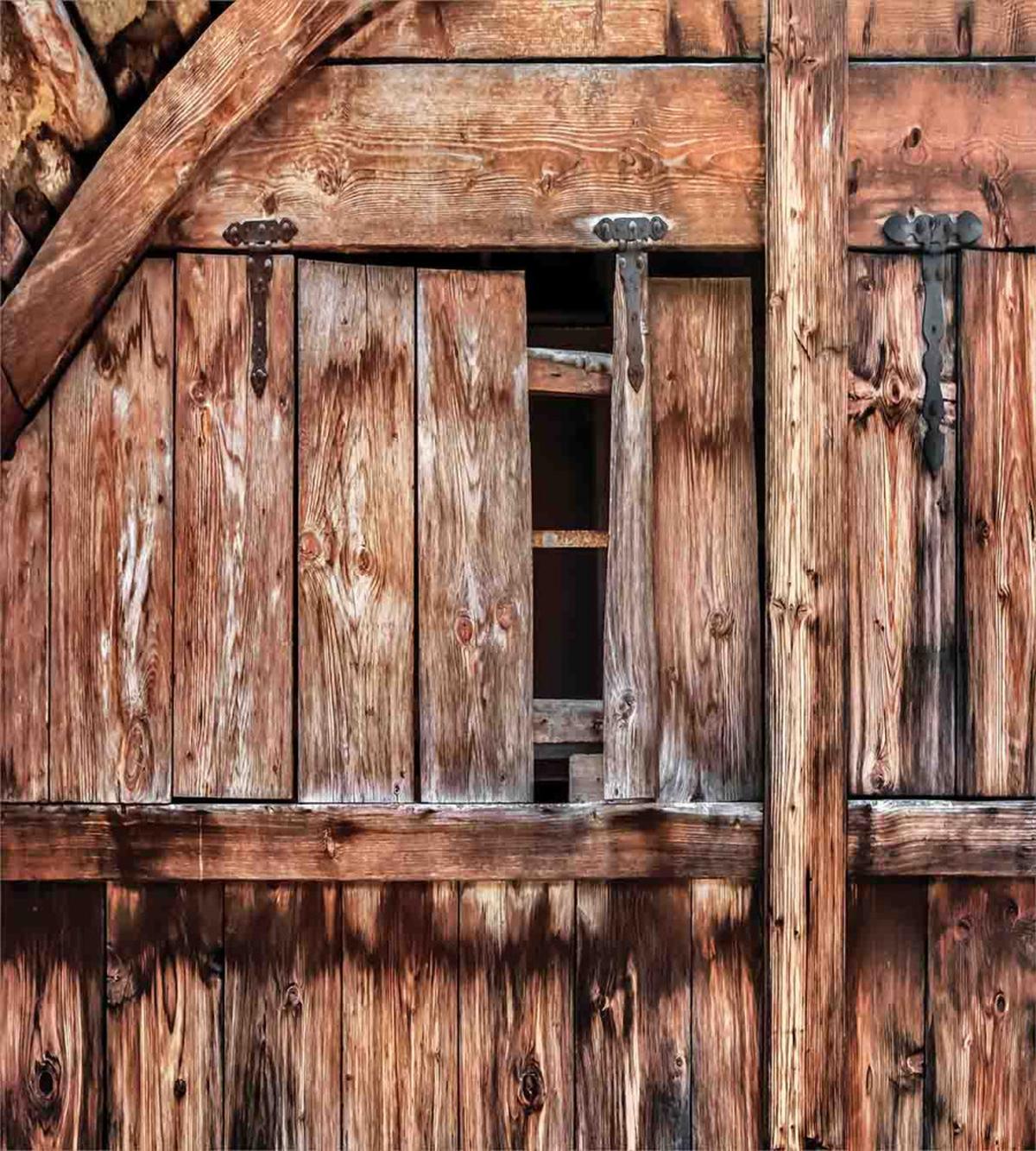 Oak Abandoned Barn Door — Pattern