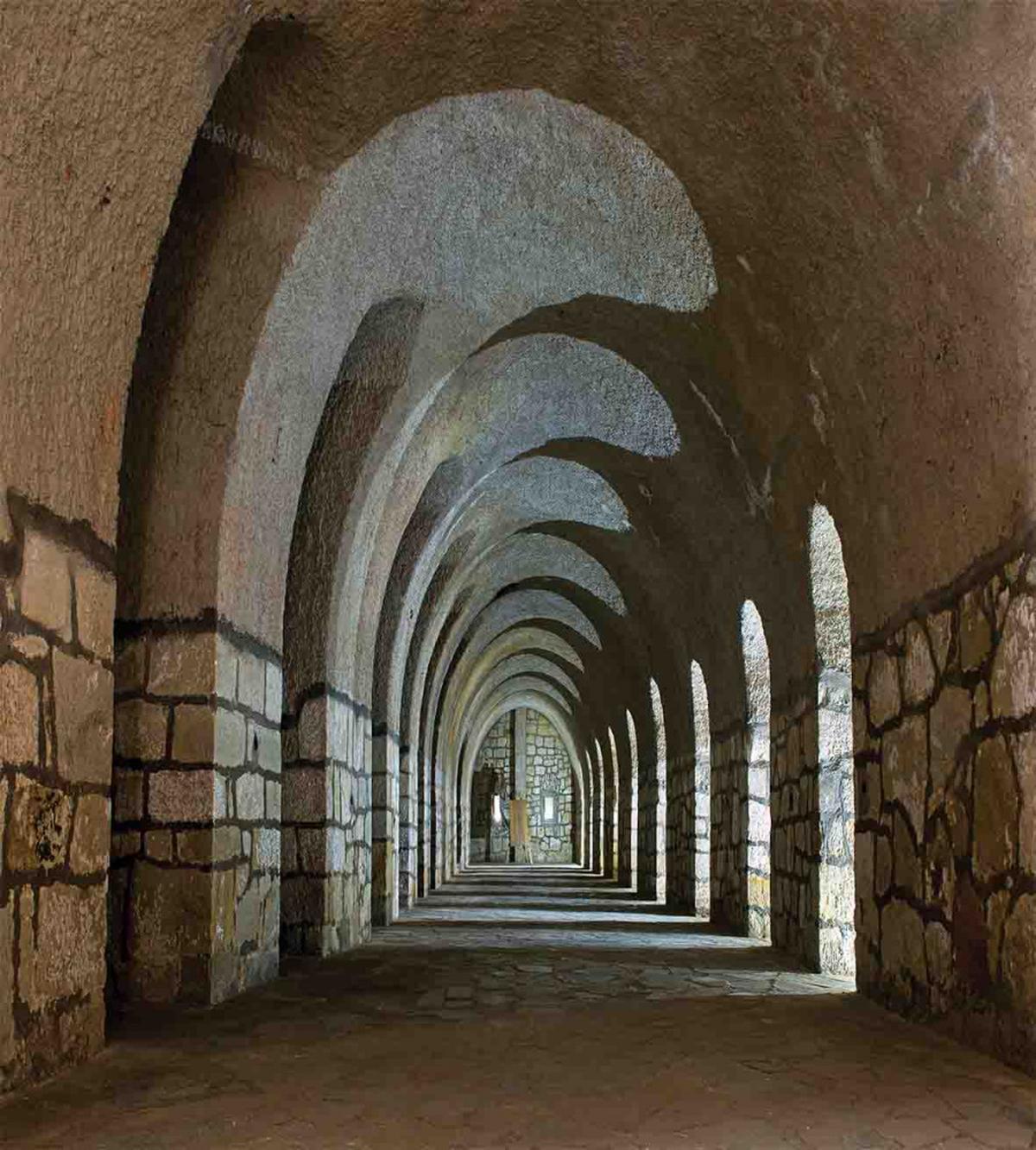 Corridor in Fortress — Pattern