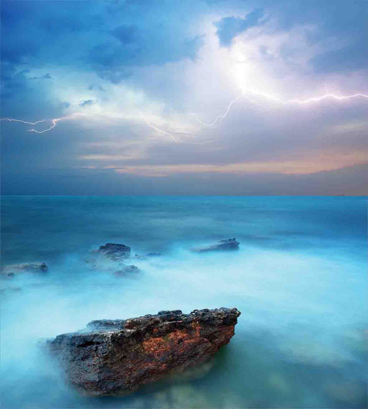 Tropic Sea Storm — Pattern