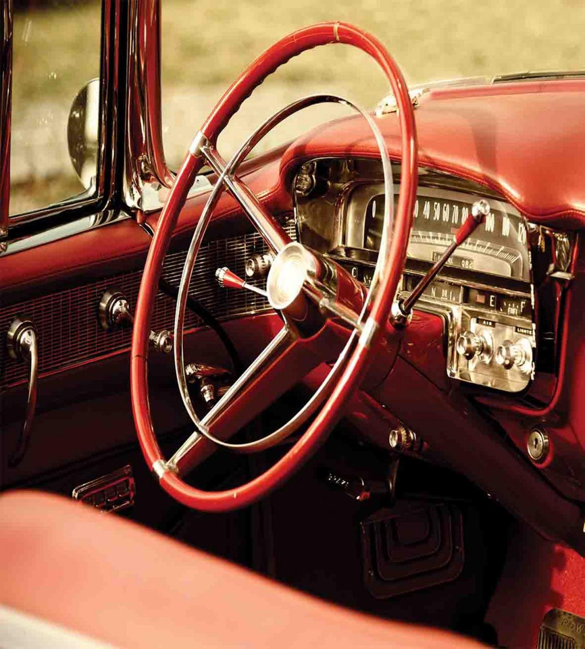 Antique Classic Car — Pattern
