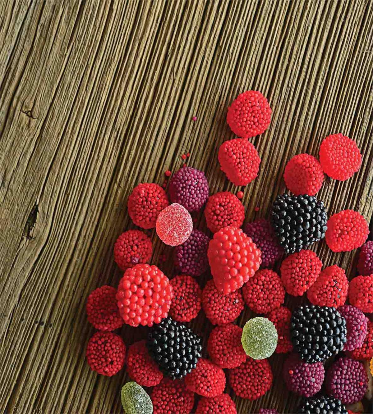 Sweet Jellybeans on Wood — Pattern
