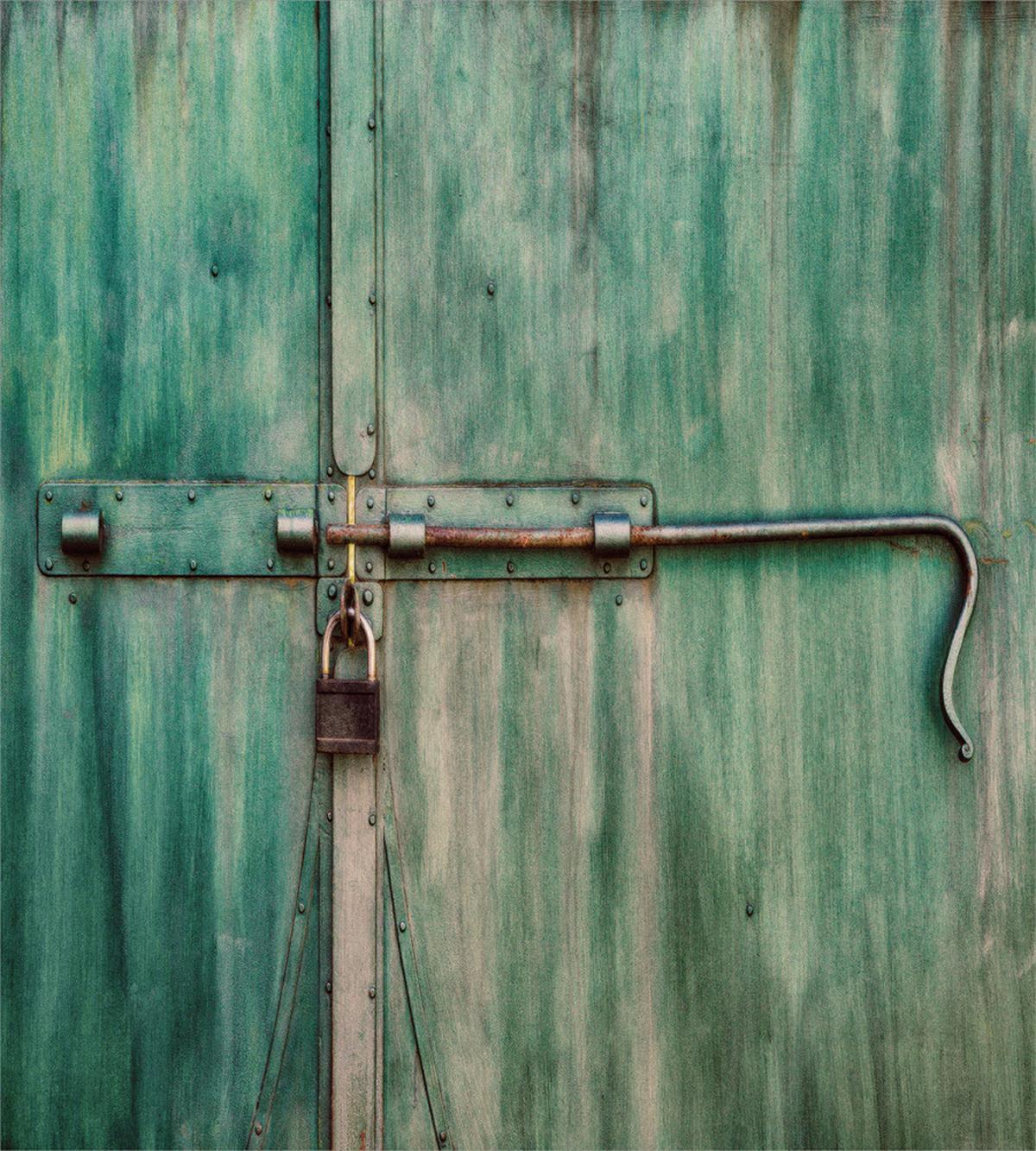 Old Closed Door — Pattern