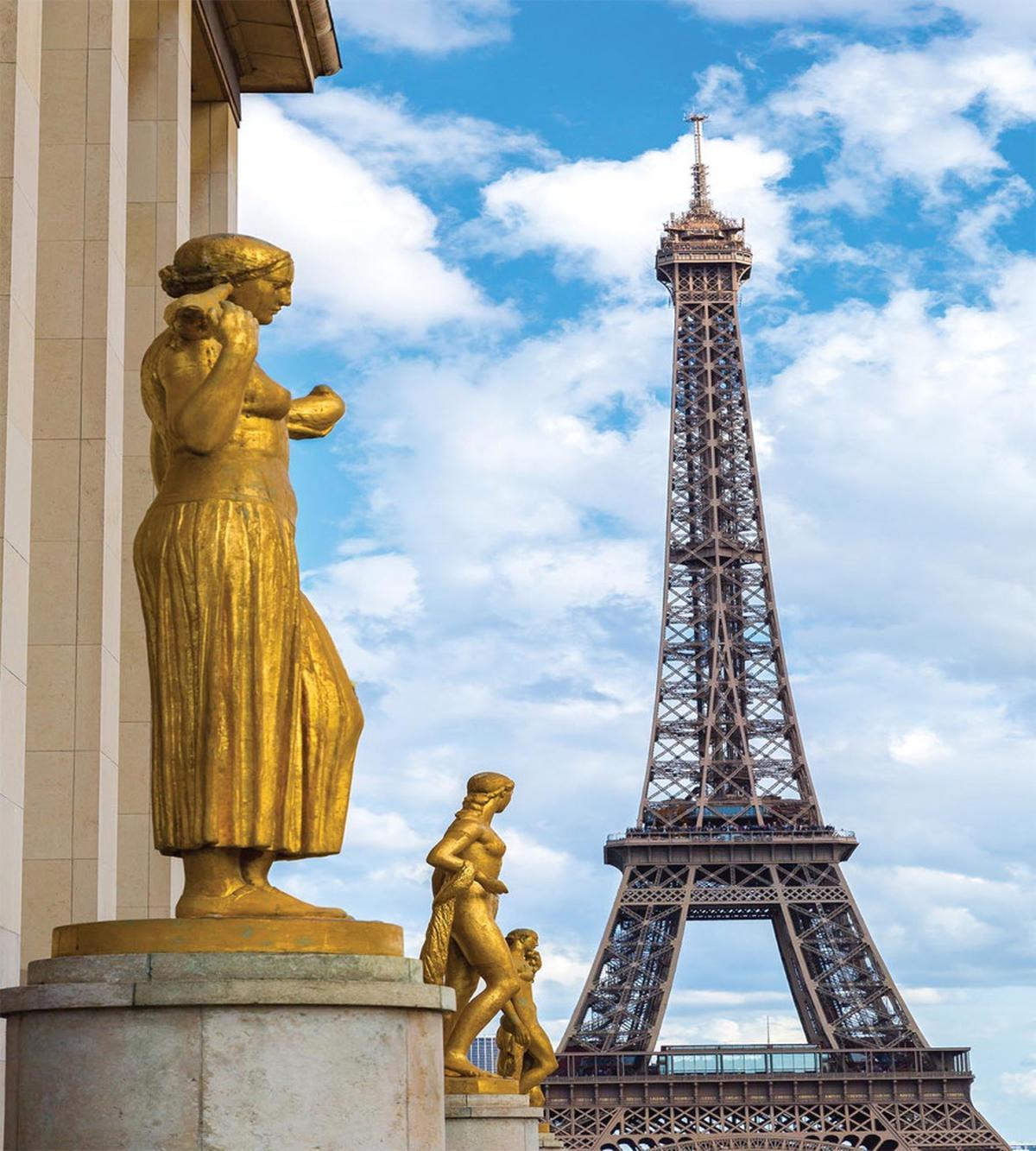 Antique Sculptures Eiffel — Pattern