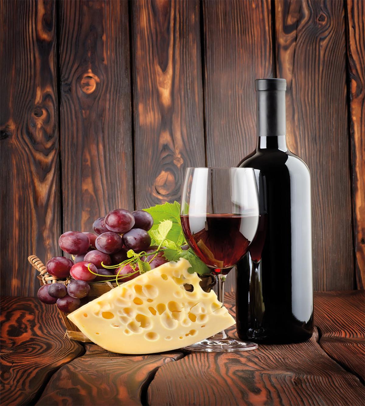 Cabernet Bottle Cheese — Pattern