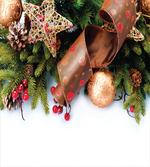 Pine Cones Garland